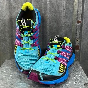 Salomon Athletic Shoes Size 7 - Sneakers